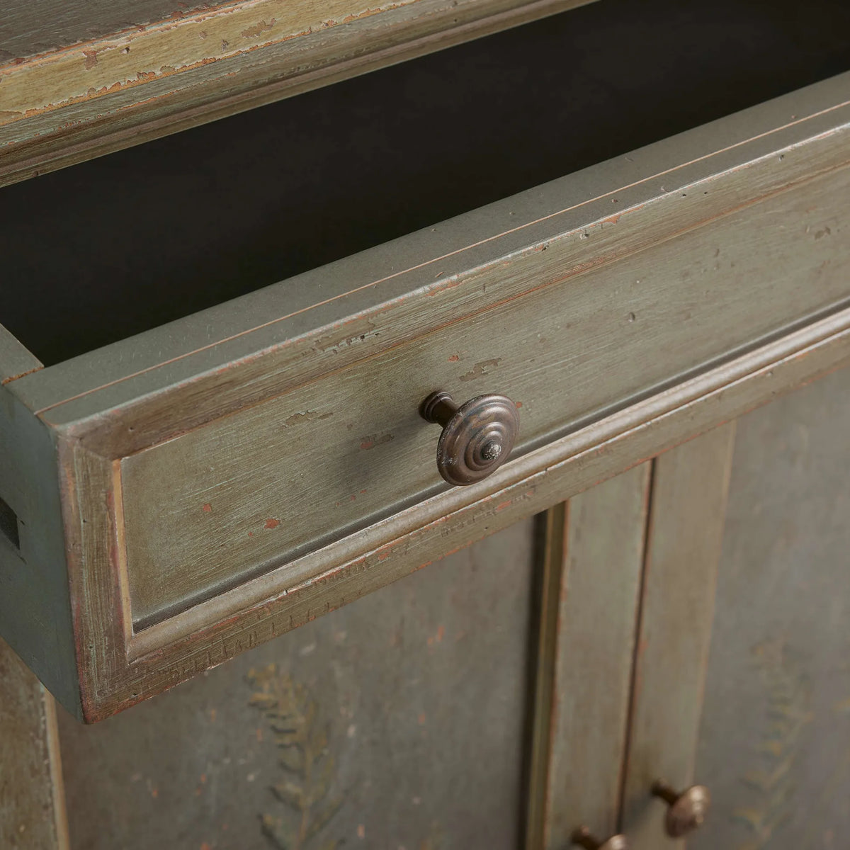 Cosetta Antique Ltalian Sideboard Fern Motif Buffet Table Living Room Wood Entryways Cabinet
