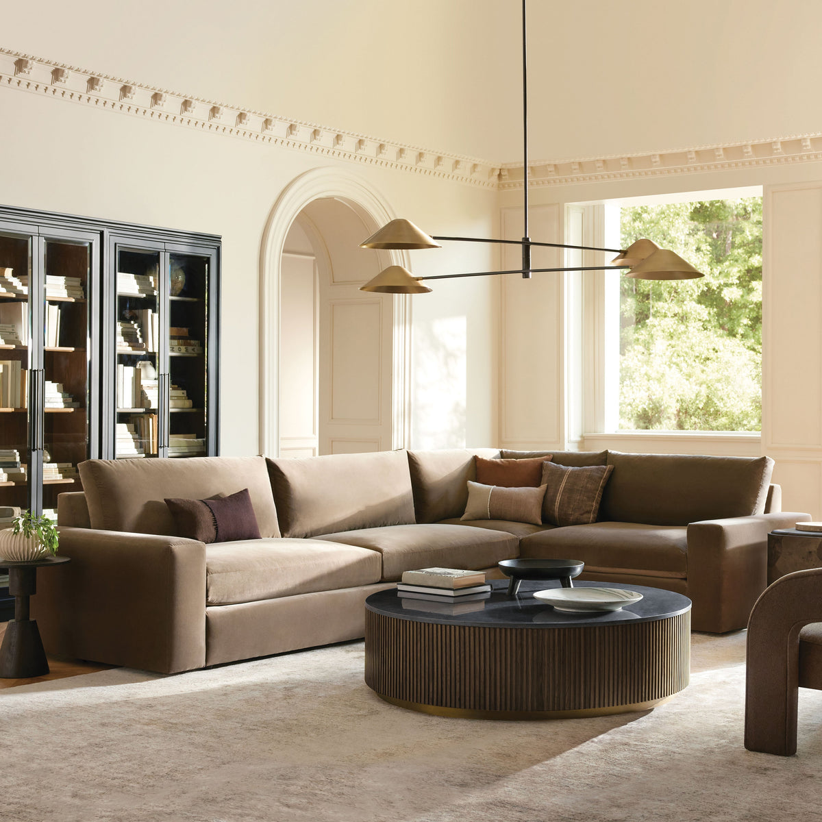 Finnley Round Coffee Table Stone Top Sofa Center Tea Table with Brass Base