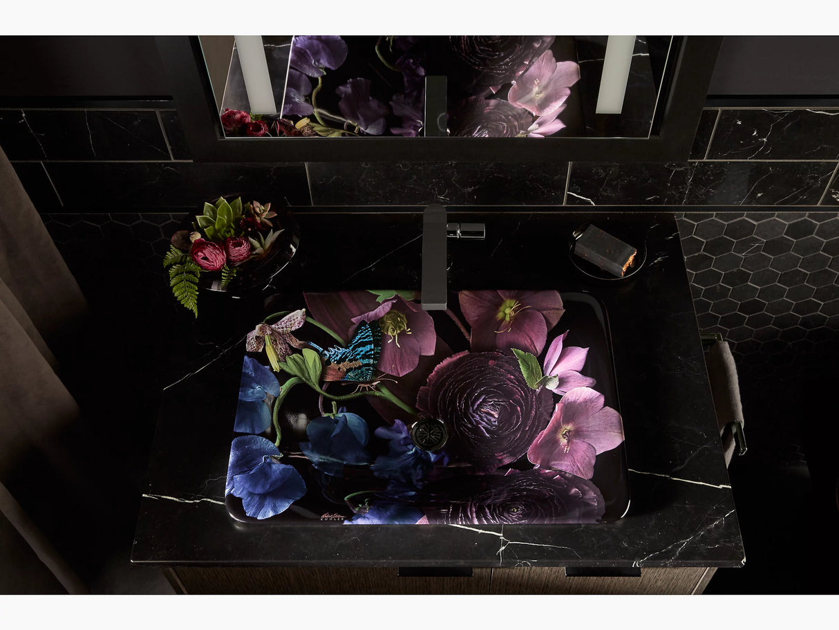 Dutchmaster in Midnight Floral on Carillon