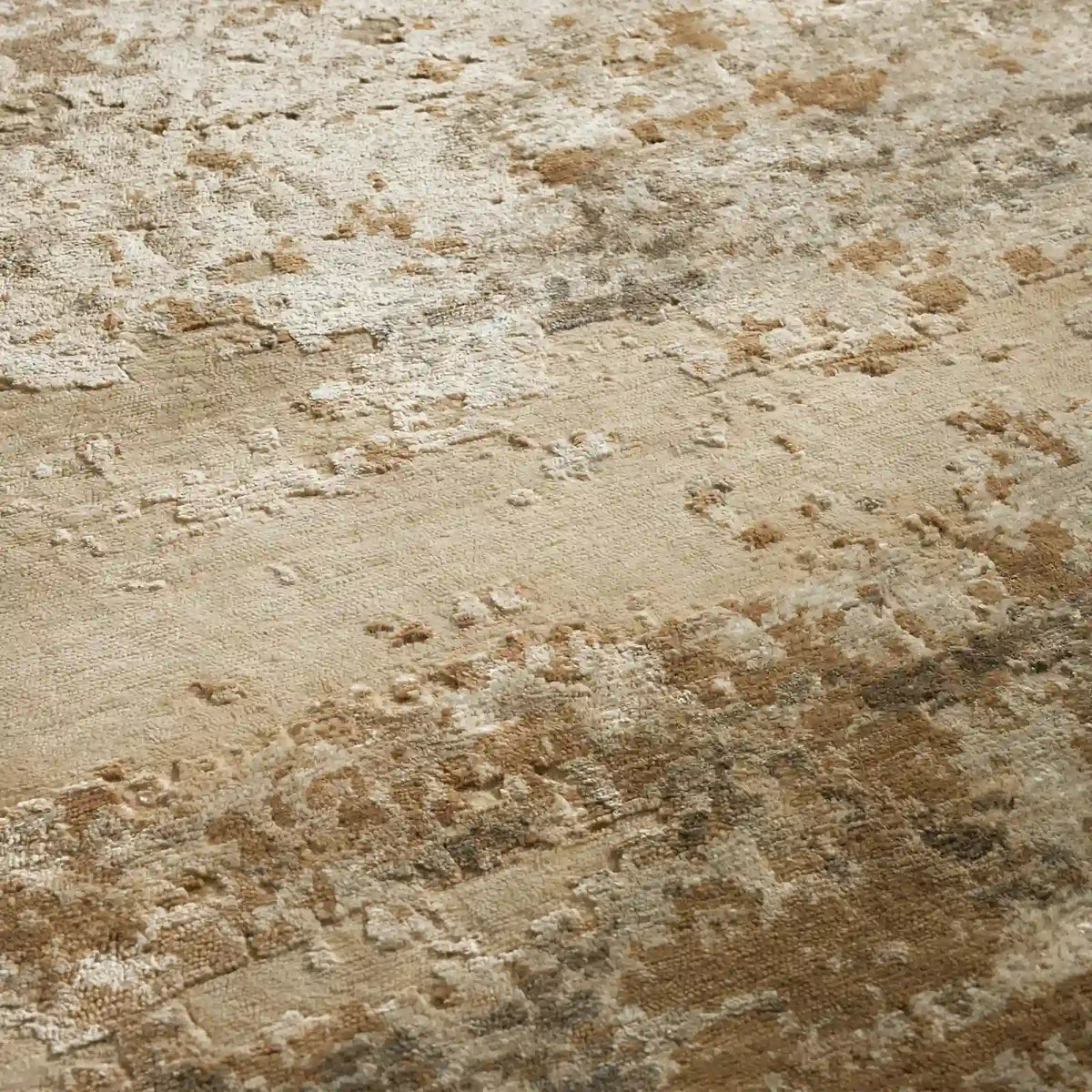 Viona Hand-Knotted Round Rug Wool & Rayon Blend Carpet