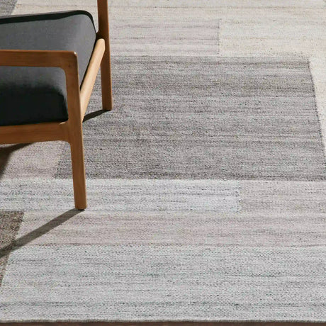 Akita Contemporary Performance Rug Geometric Handwoven Carpet