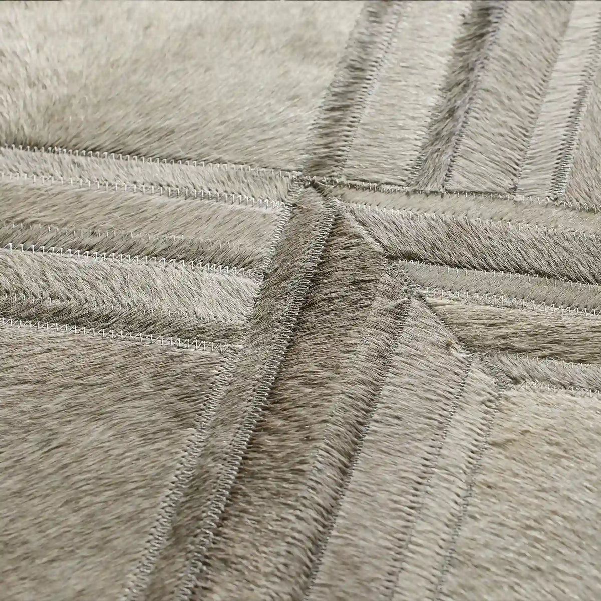 Greer Natural Hair-on-Hide Rug Round Carpet For Living rooms Dining Spaces Bedrooms
