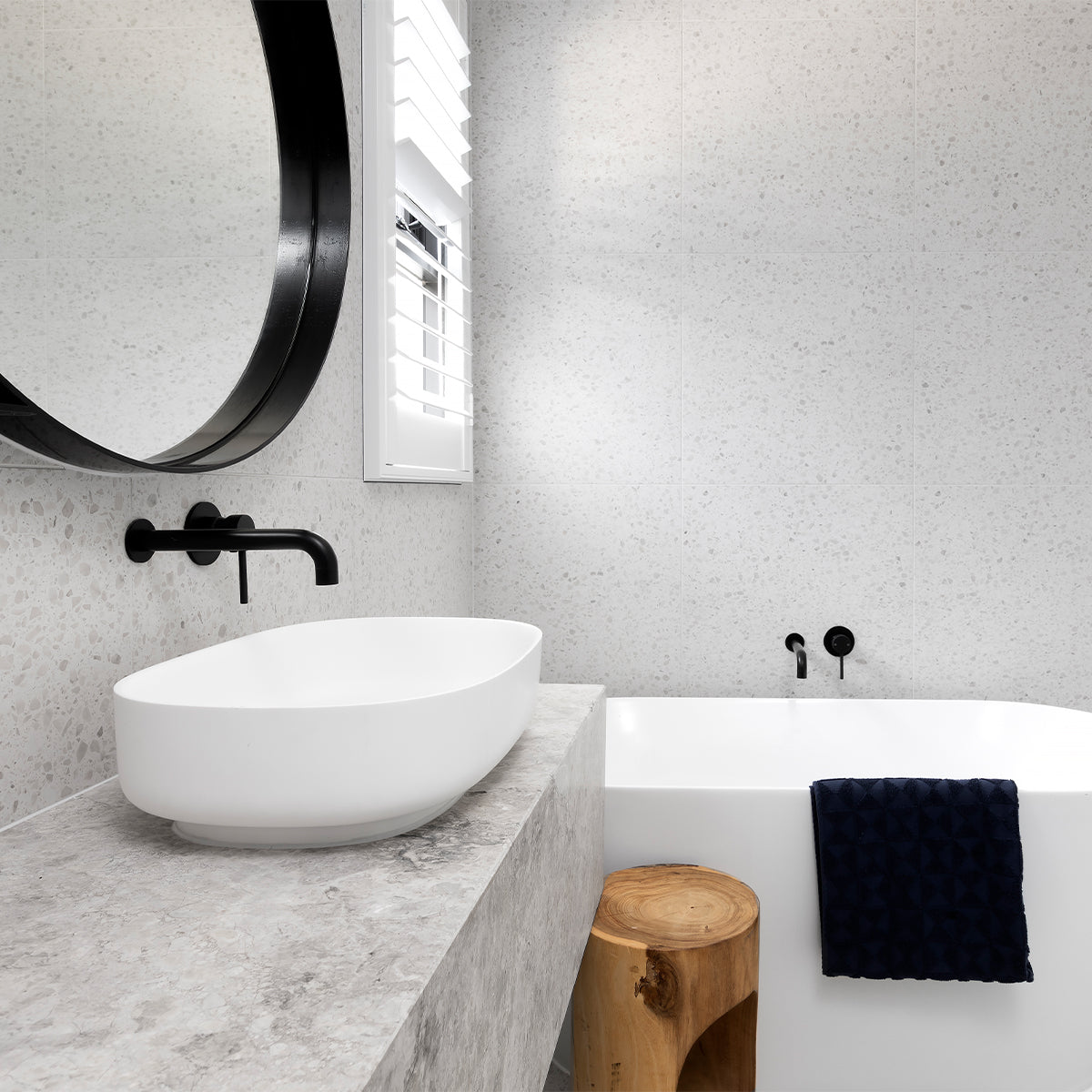 Dolce Basin/Bath Spout Only 215mm Chrome